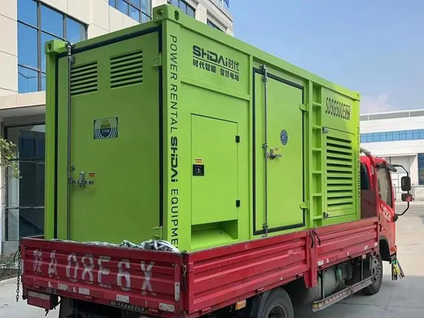 东港更换水冷式机油散热器的密封件时，如何选择合适的密封胶？